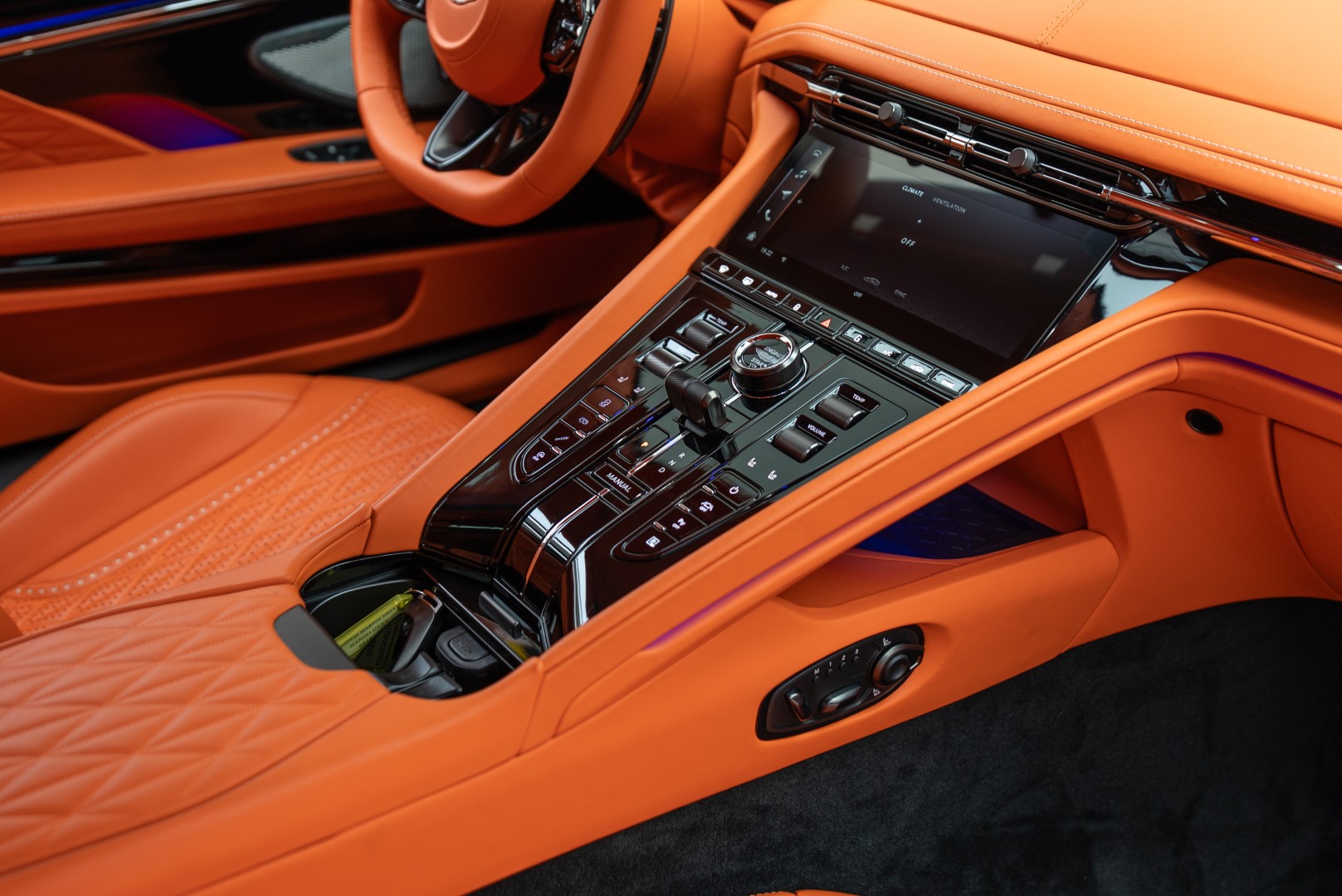 2026 ASTON MARTIN DB12